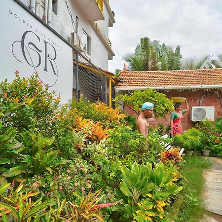 Golden Rice Resort & Cottages Candolim Esterno foto