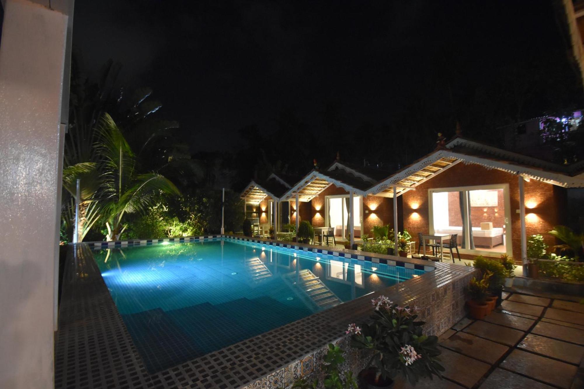 Golden Rice Resort & Cottages Candolim Esterno foto