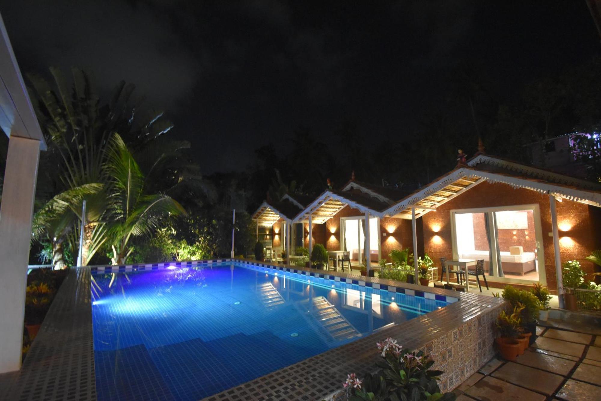 Golden Rice Resort & Cottages Candolim Esterno foto