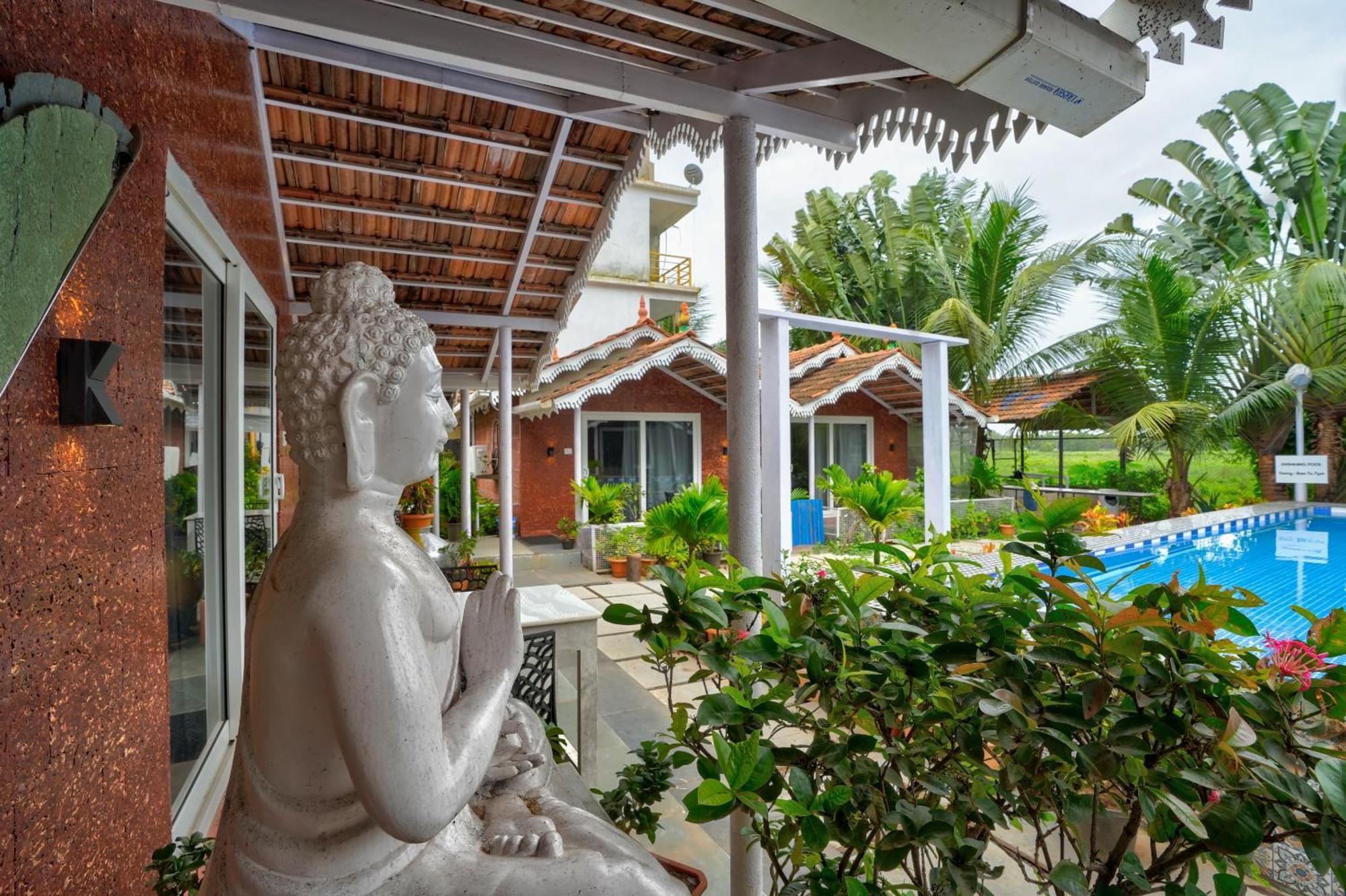 Golden Rice Resort & Cottages Candolim Esterno foto
