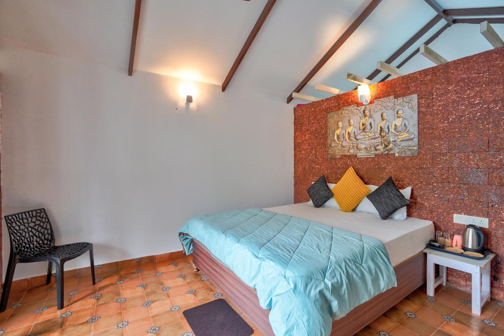 Golden Rice Resort & Cottages Candolim Esterno foto
