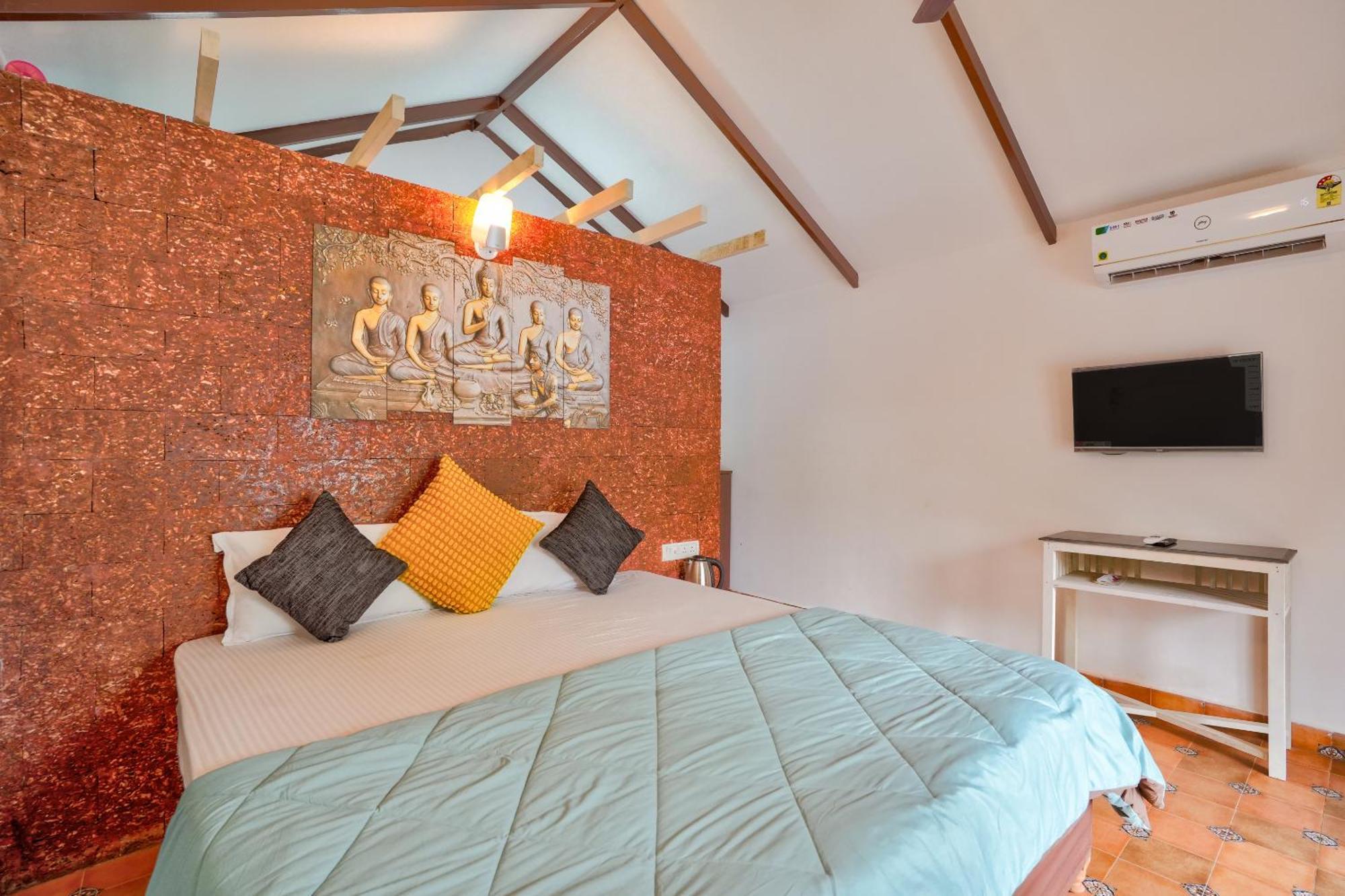 Golden Rice Resort & Cottages Candolim Esterno foto