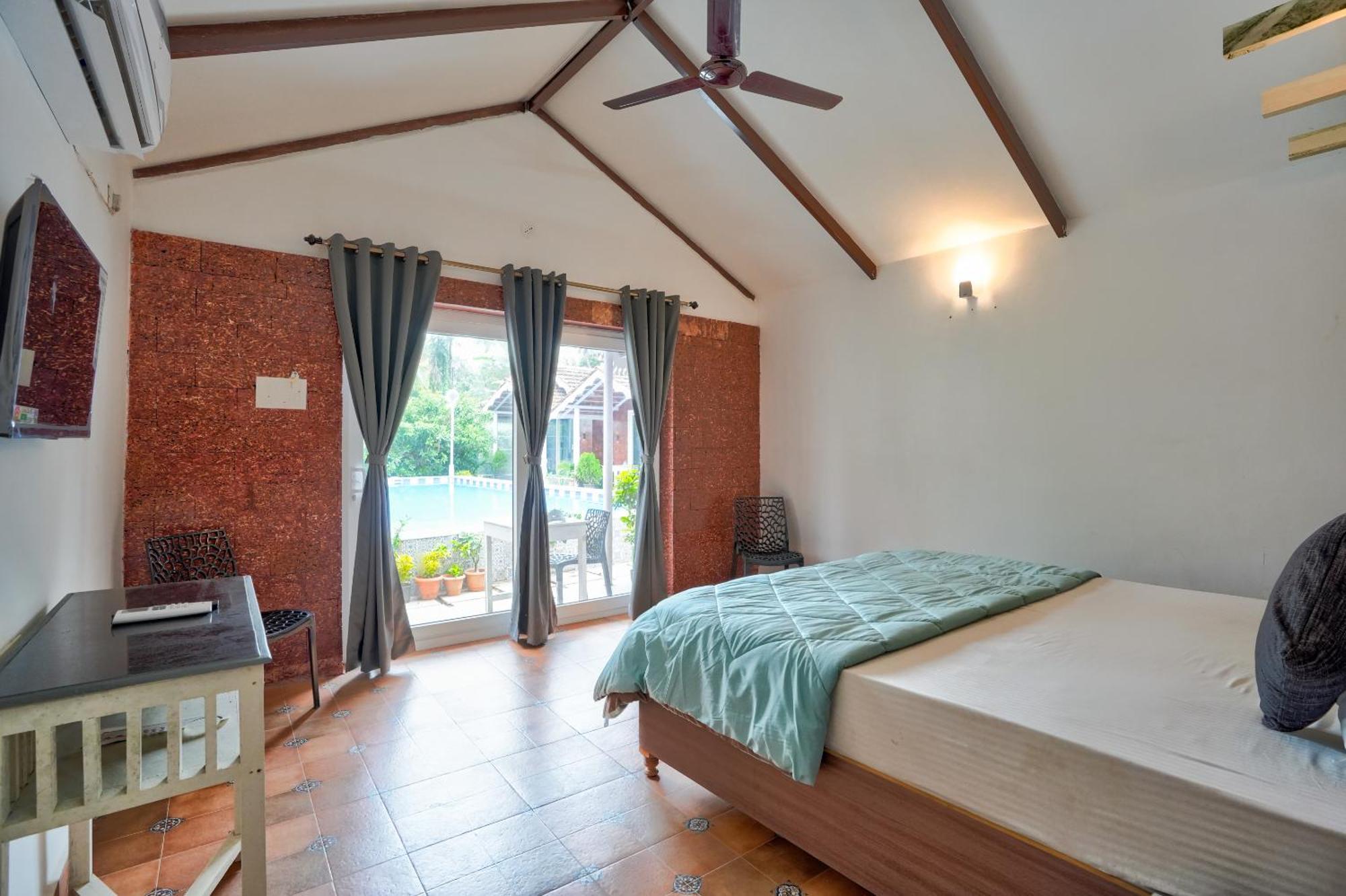 Golden Rice Resort & Cottages Candolim Esterno foto